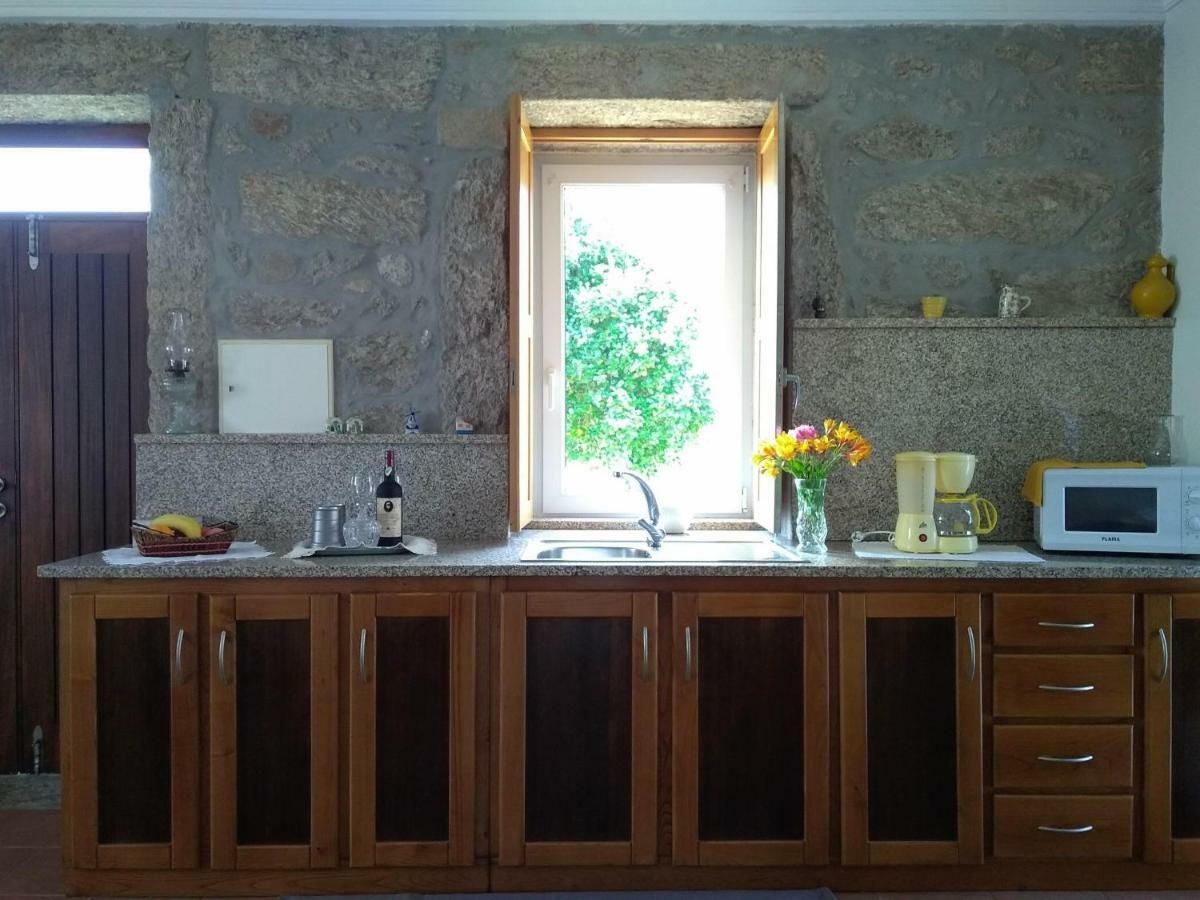 فيلا Casa Do Pinheiro Manso فالينسا المظهر الخارجي الصورة
